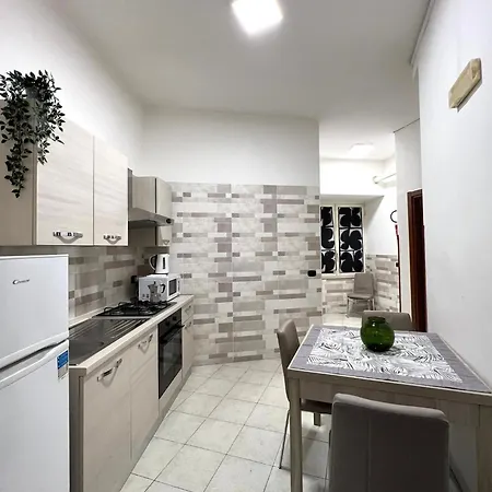 Lettings 公寓 *
